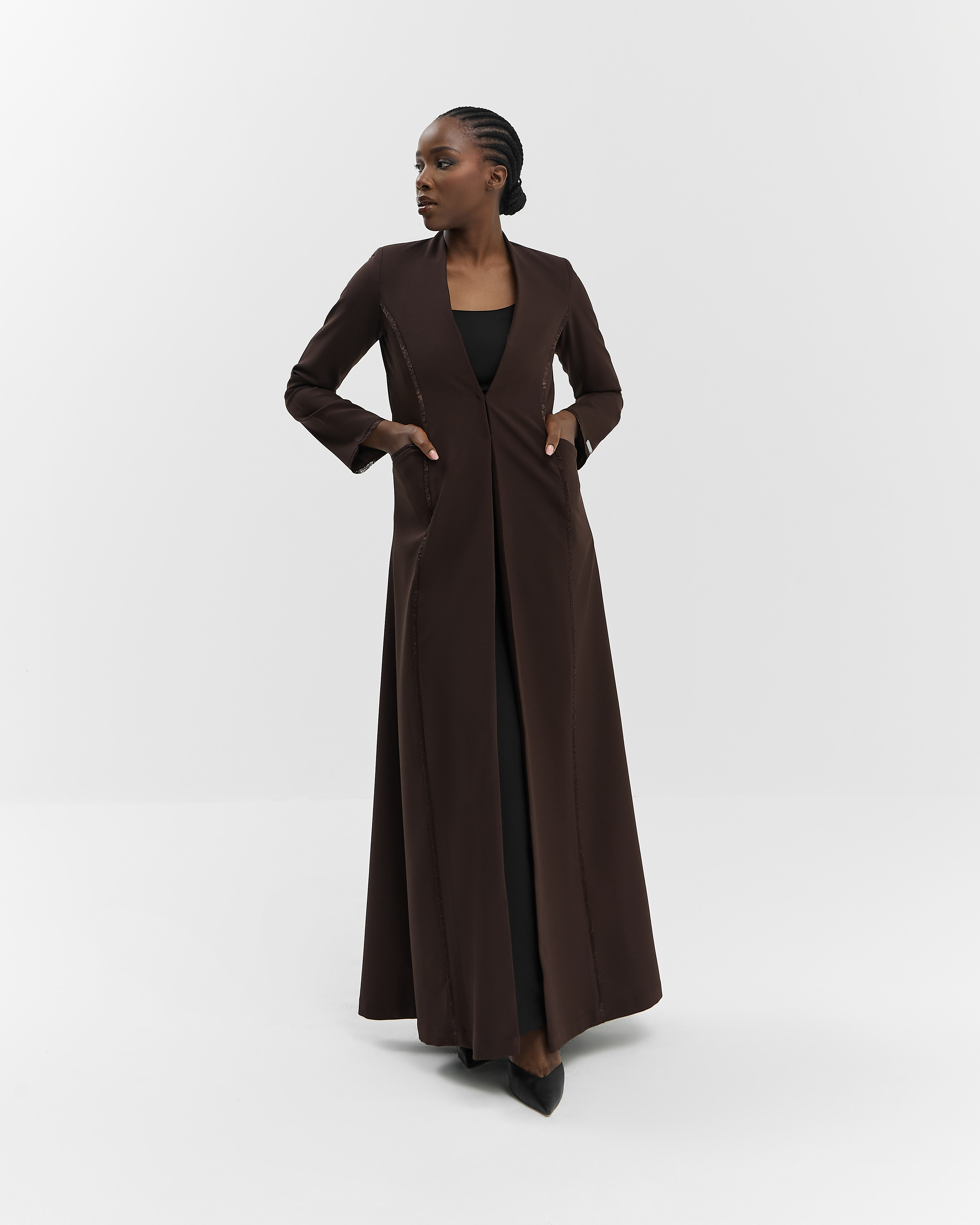 Brown dantel