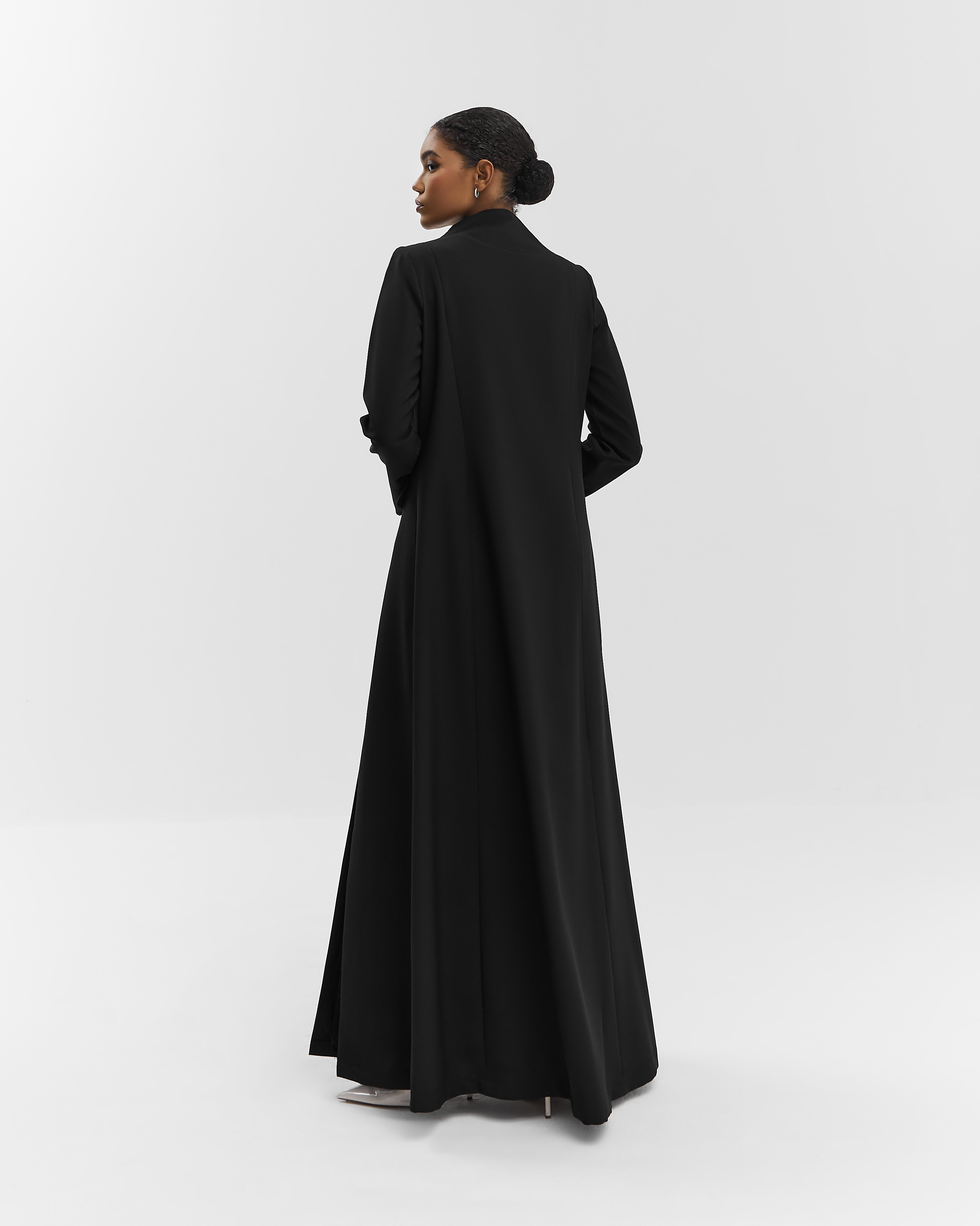 FEMININE SLIT