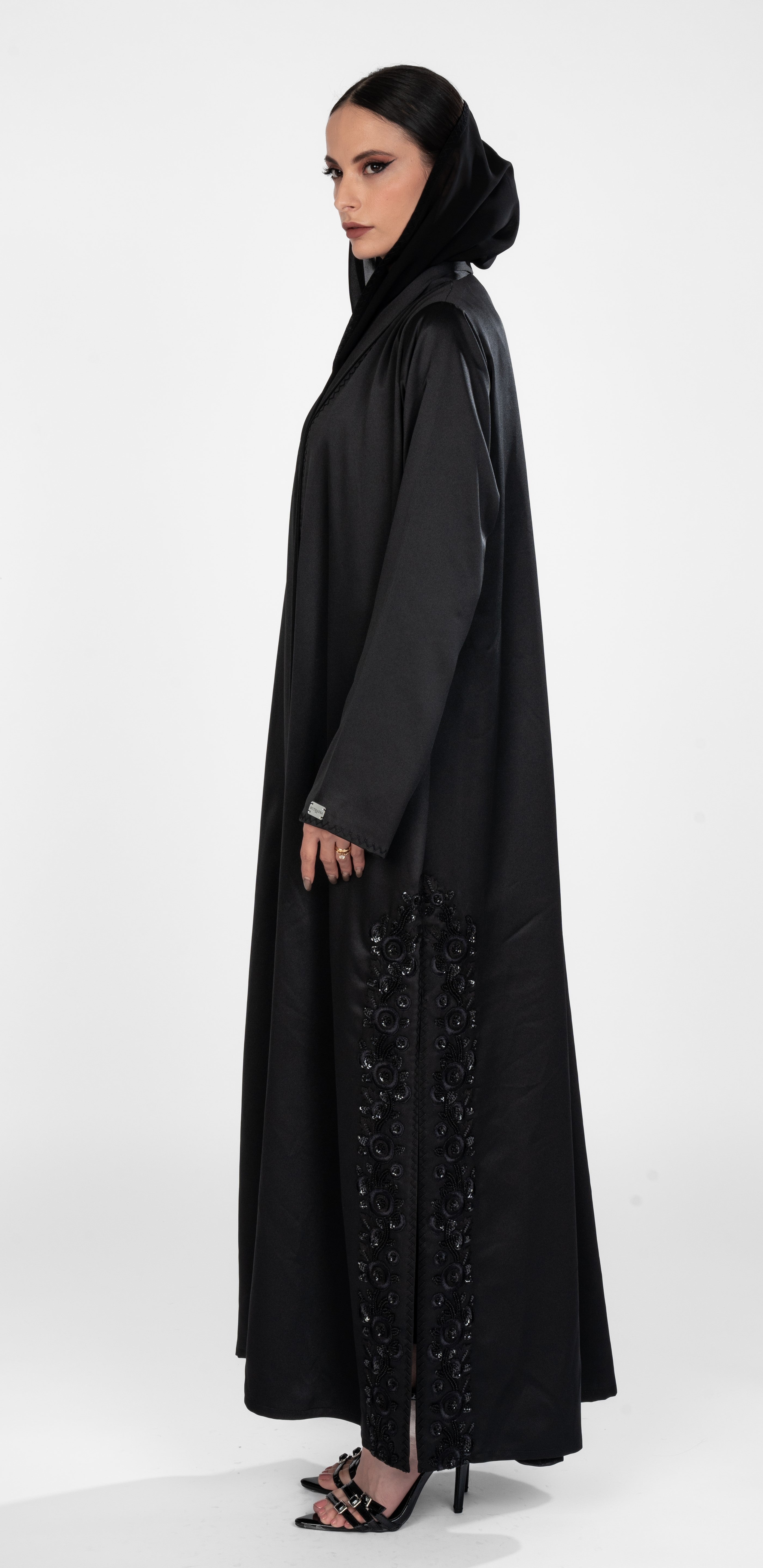 Sand Rose Black
