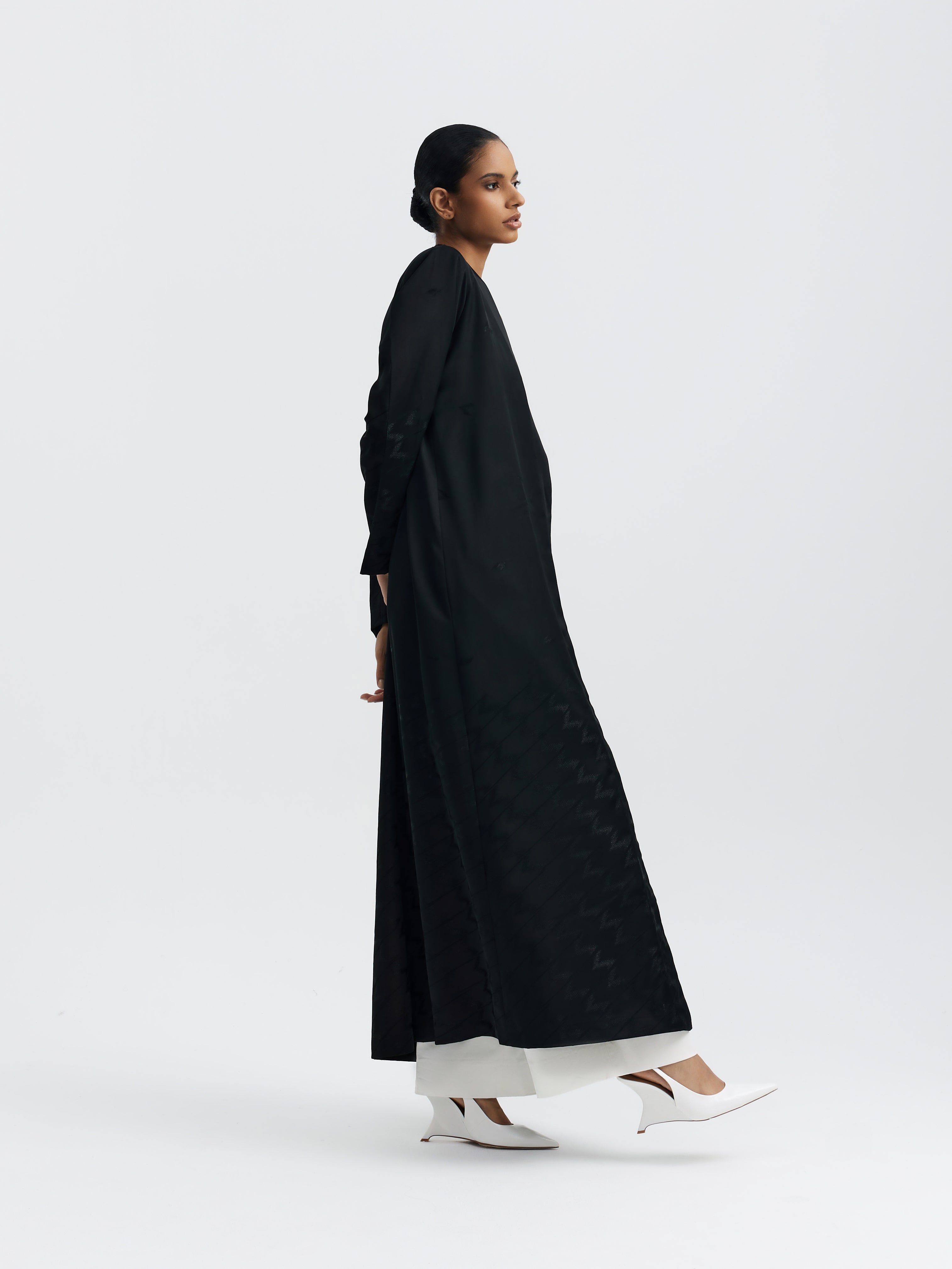 BLACK ZIGZAG
