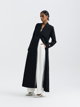 BLACK PLAIN