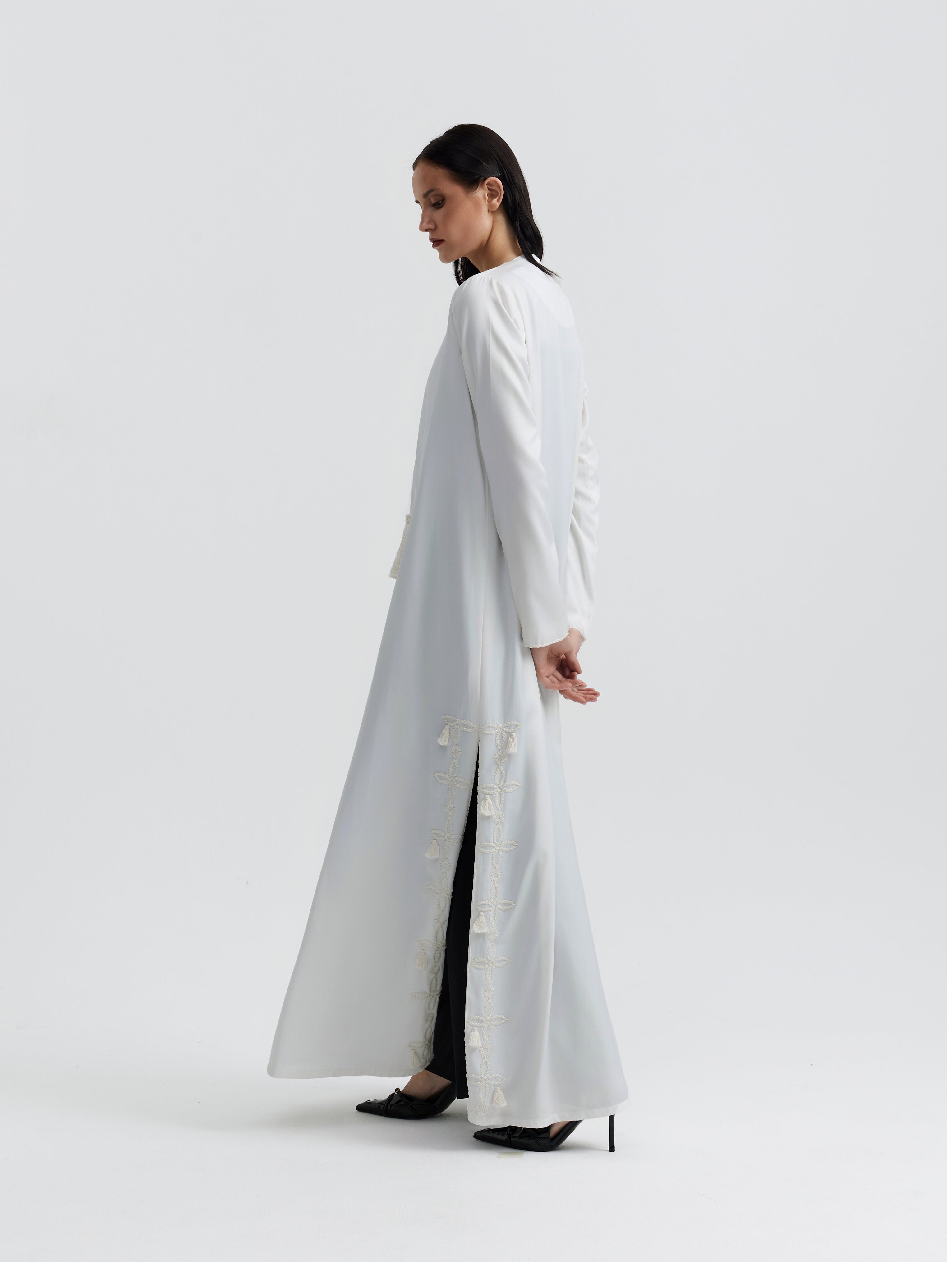 WHITE H SLITS